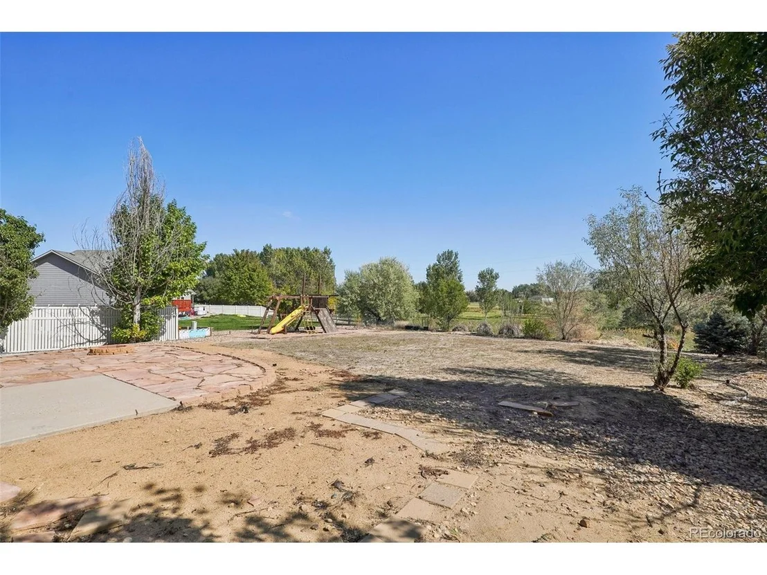 Photo of 9806 Roadrunner Ave
