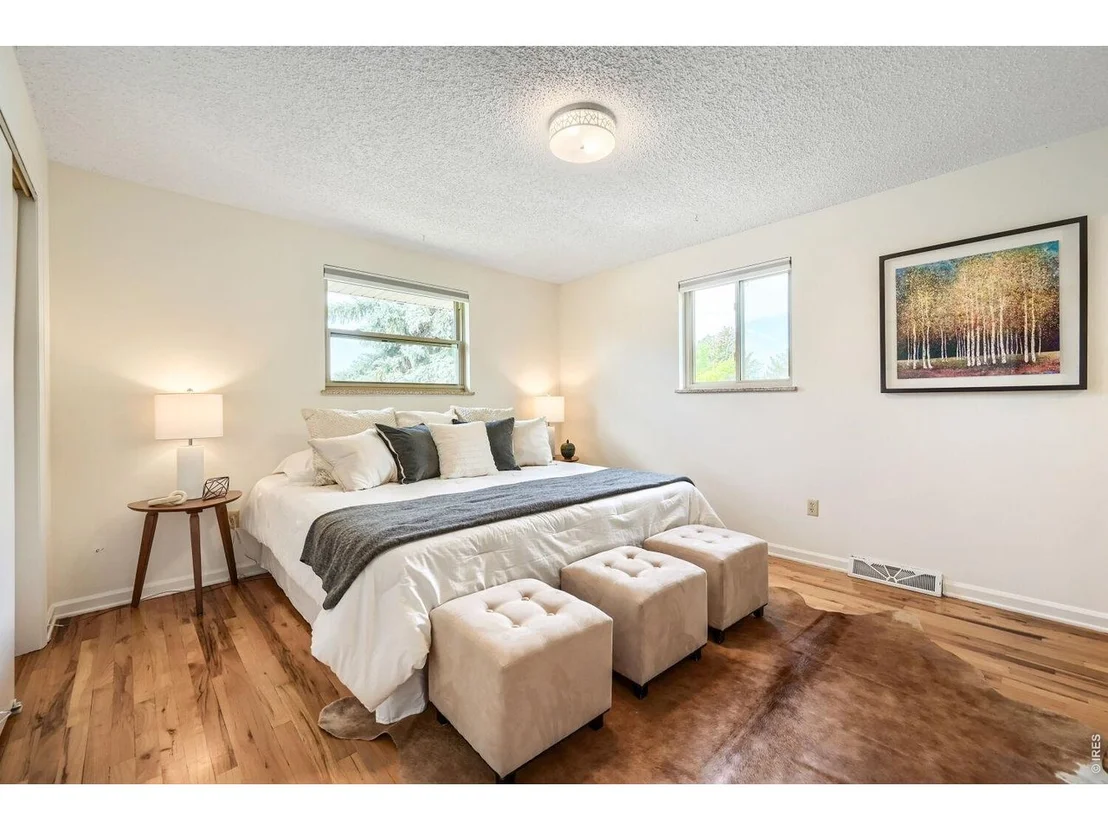 Photo of 4848 Fairlawn Cir