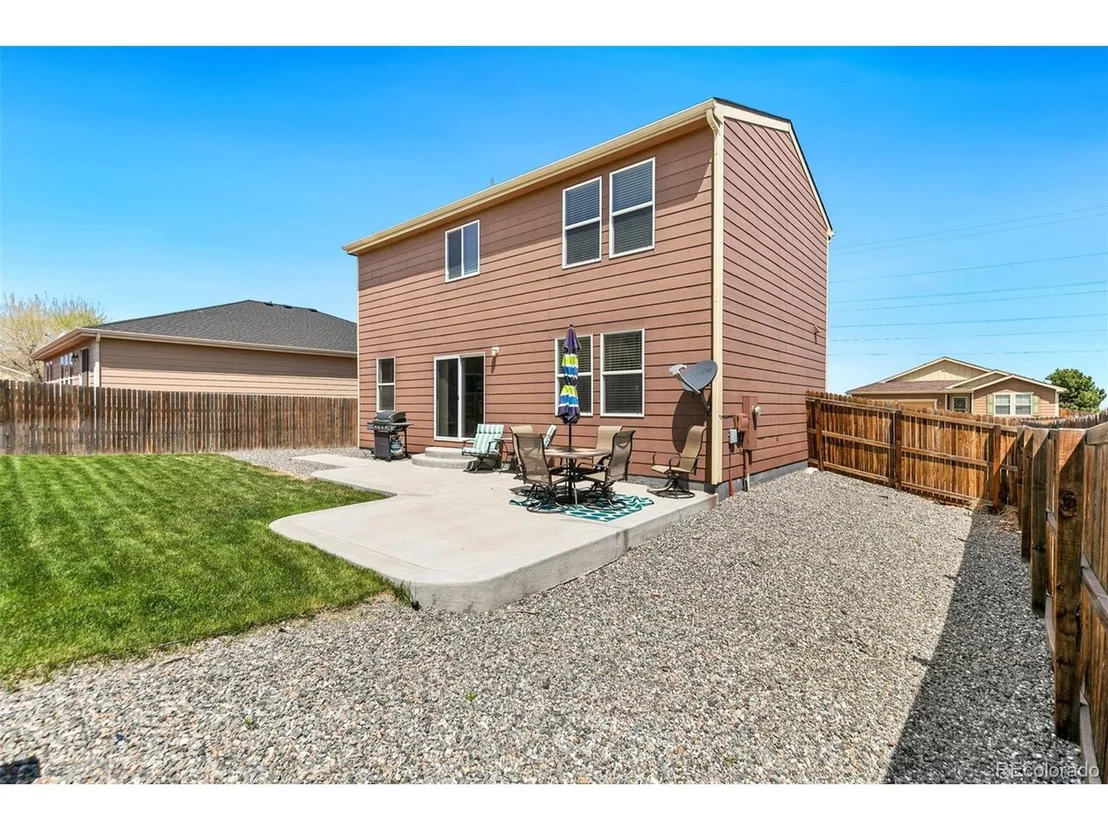 Photo of 875 Lonewolf Cir