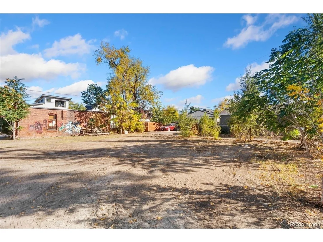 Photo of 3735 N Tejon St