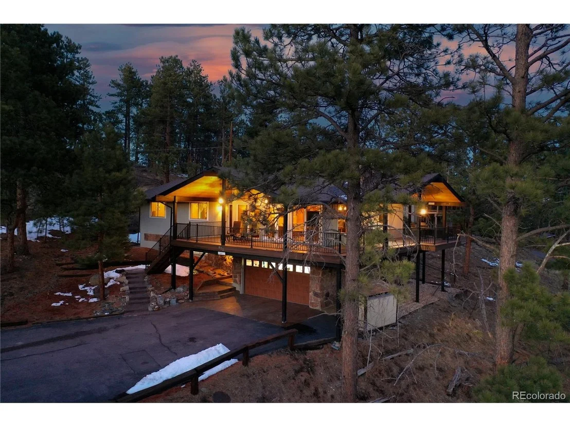 Photo of 902 Wagon Trail Rd