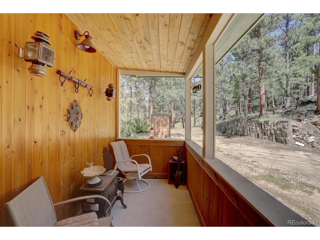 Photo of 29577 Larkspur