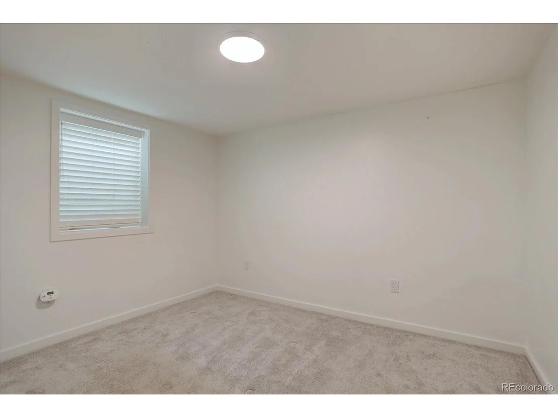 Photo of 7881 S Kit Carson Dr