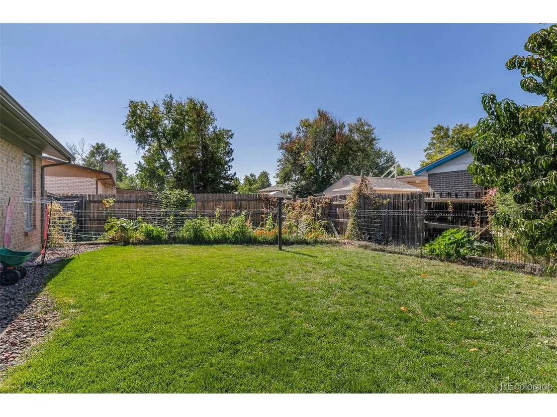 Photo of 5265 Scranton Ct