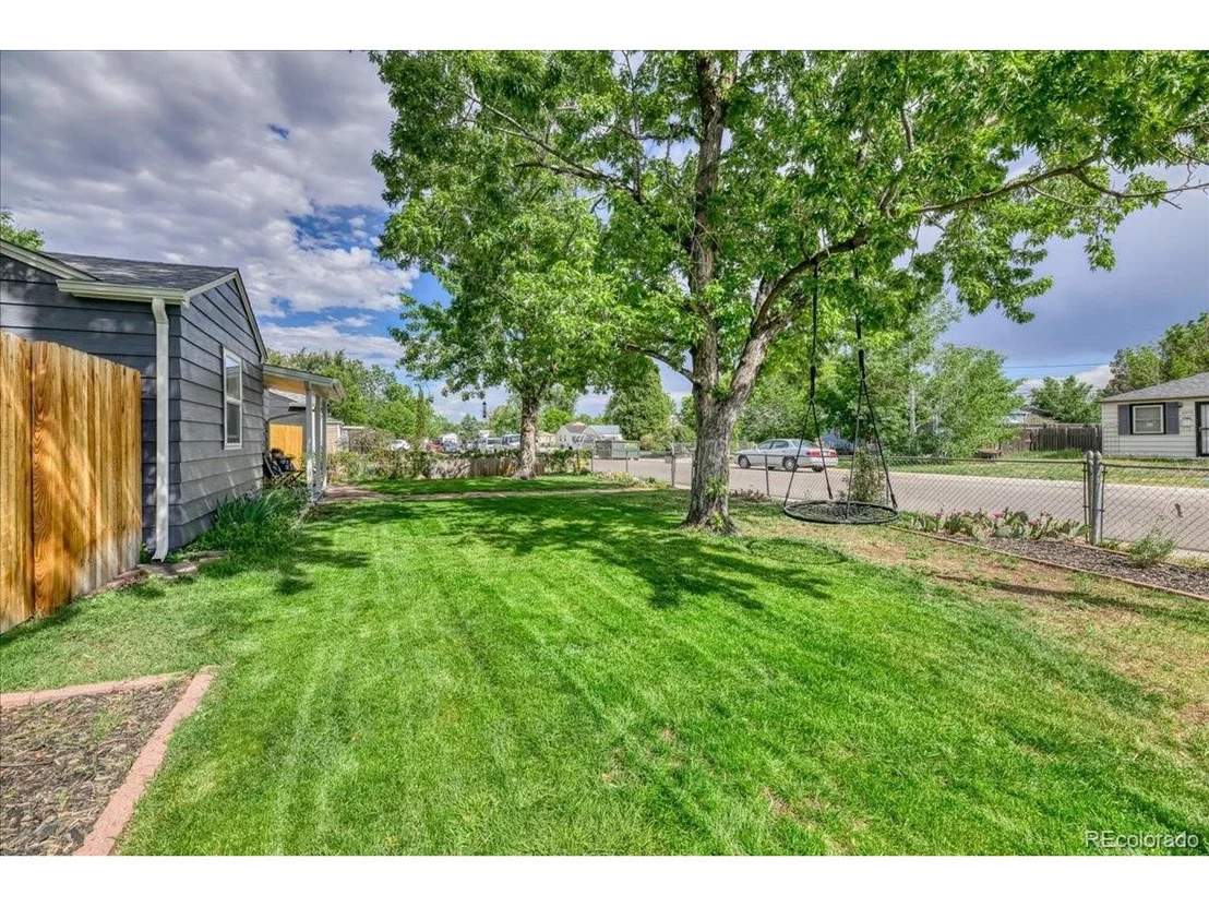 Photo of 6865 W 55th Pl