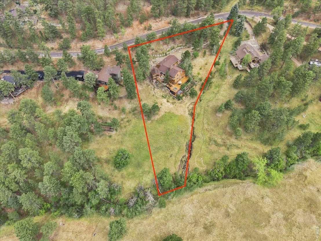 Photo of 114 Balsam Ln