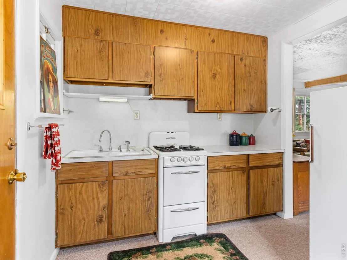 Photo of 1155 Broadview Rd