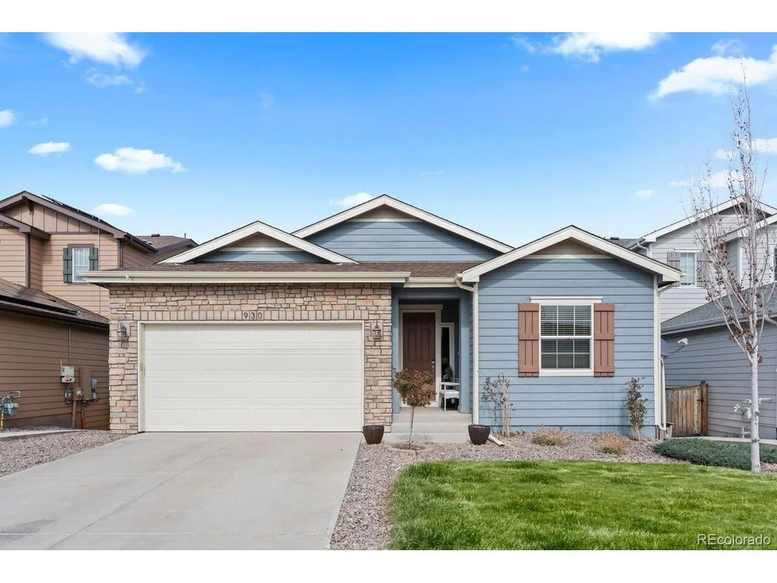 Photo of 930 Mcmurdo Cir
