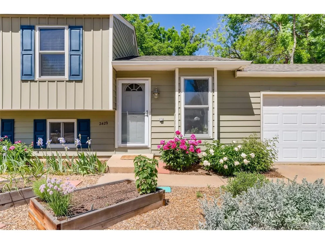 Photo of 2429 Dodd Ln