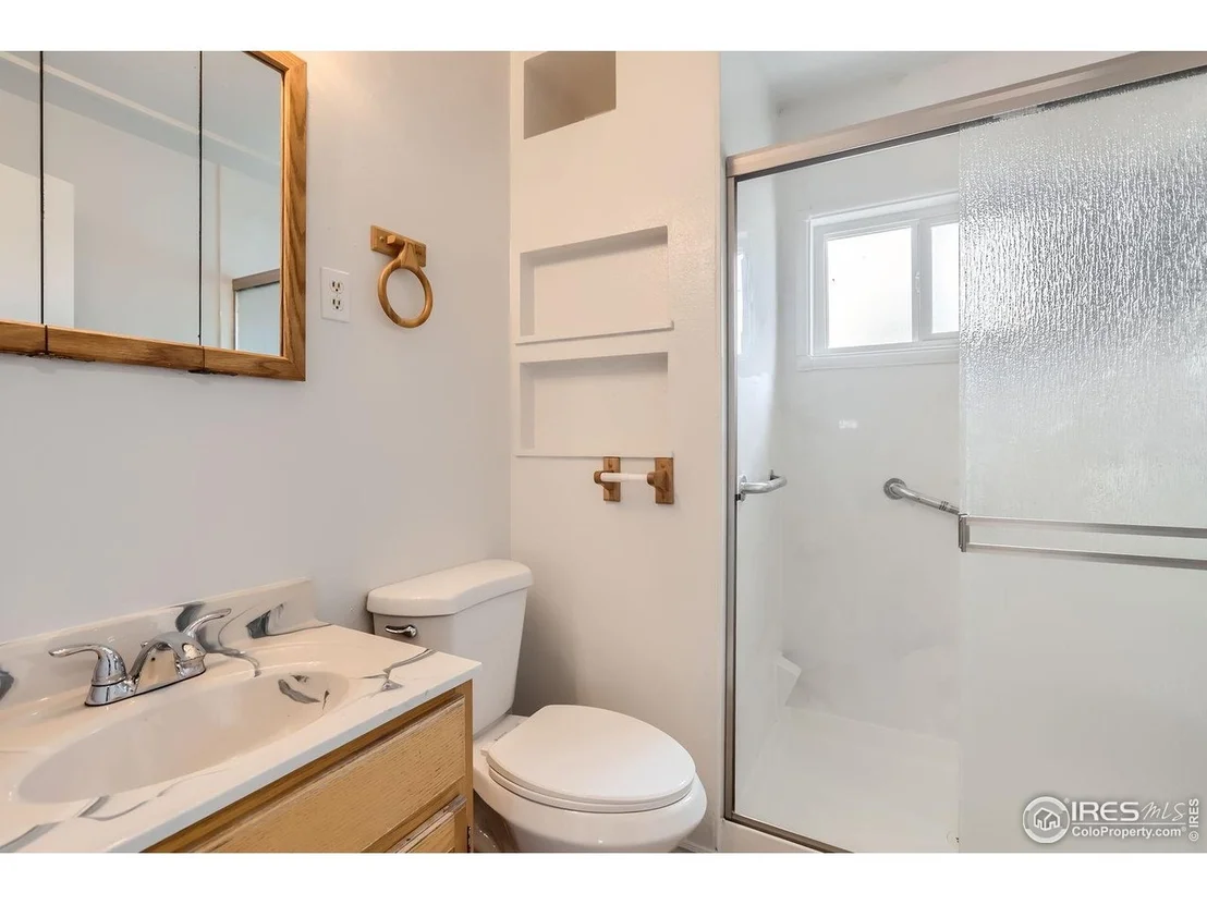 Photo of 214 2nd St
