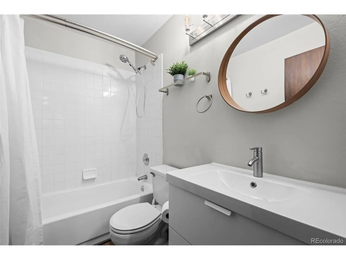 Photo of 4103 E 129th Cir