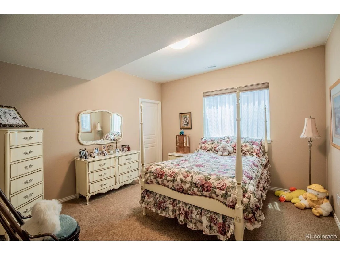 Photo of 2354 S Juniper Cir