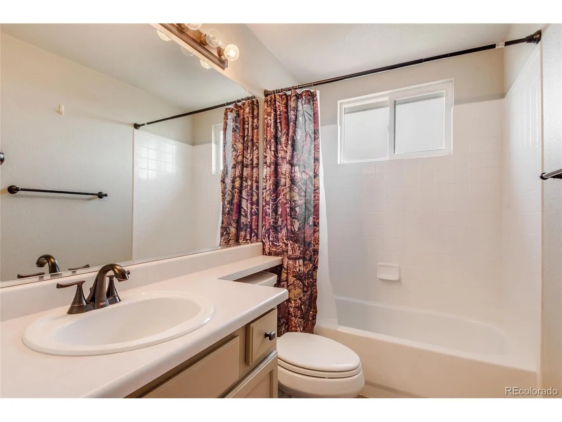 Photo of 5438 Fox Run Blvd