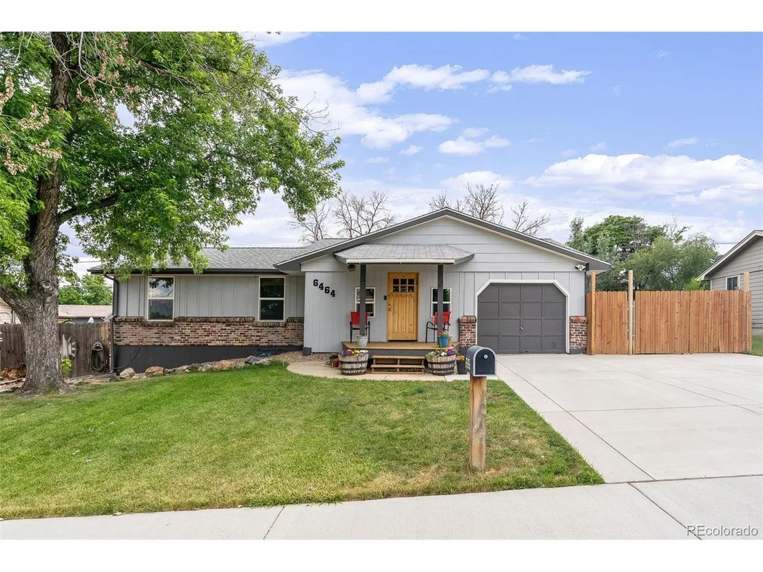 Photo of 6464 W 76th Pl