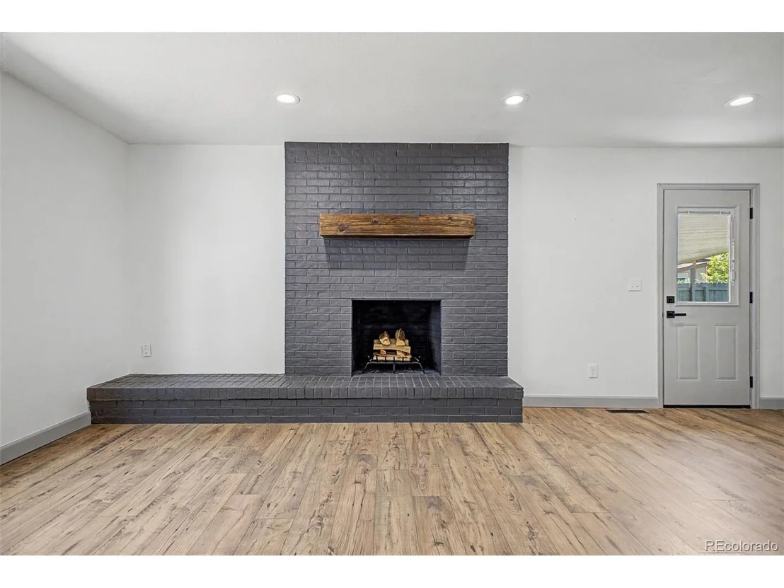 Photo of 2823 Humboldt Cir