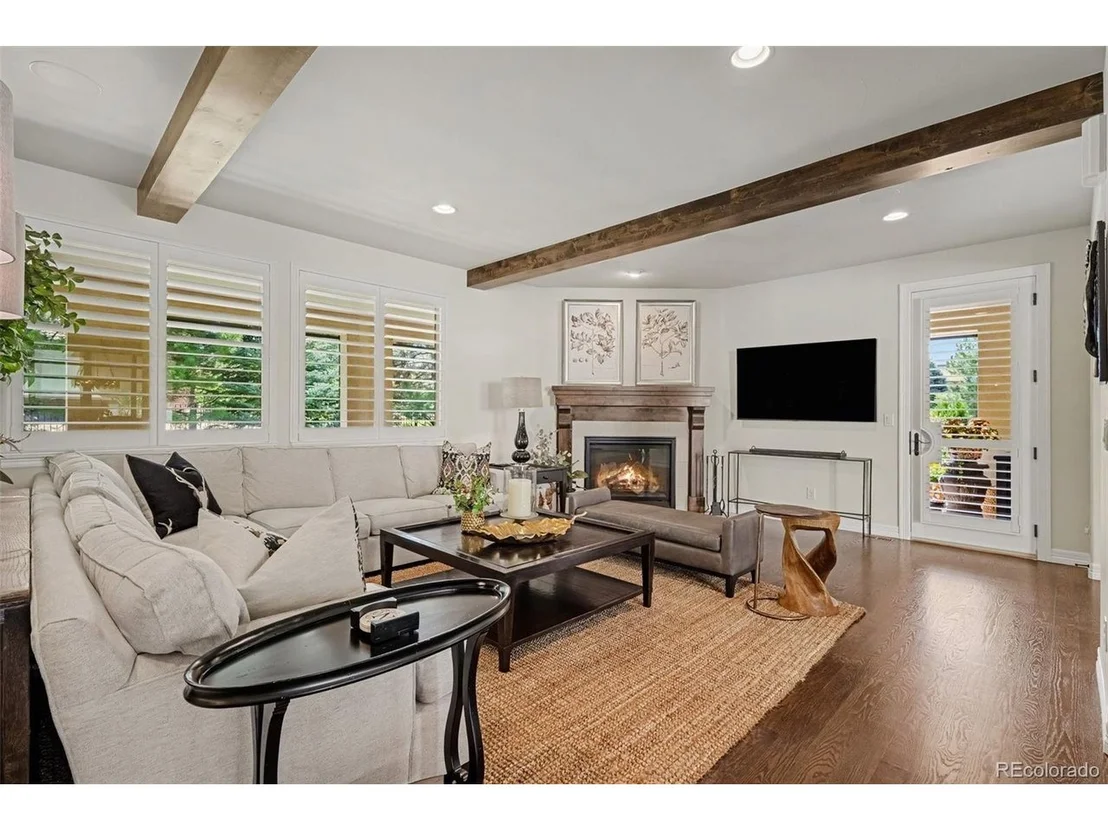 Photo of 9496 Winding Hill Way
