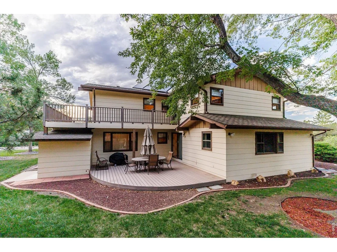 Photo of 6686 Apache Ct