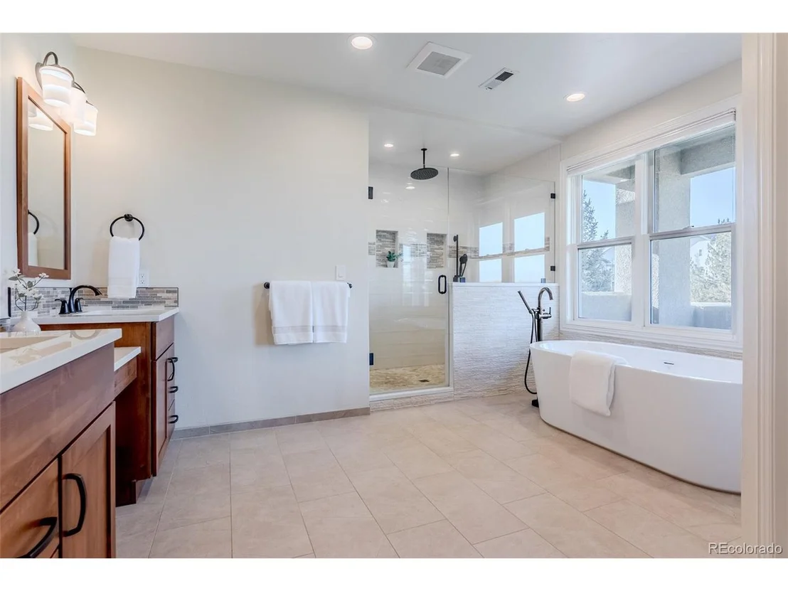 Photo of 768 Bridger Pt