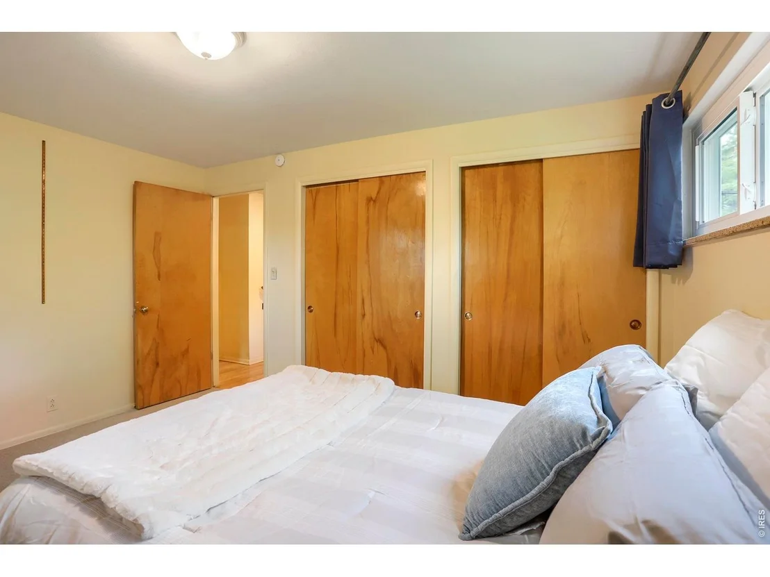 Photo of 2445 Forest Ave
