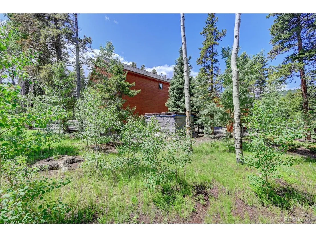 Photo of 631 Lodge Pole Dr