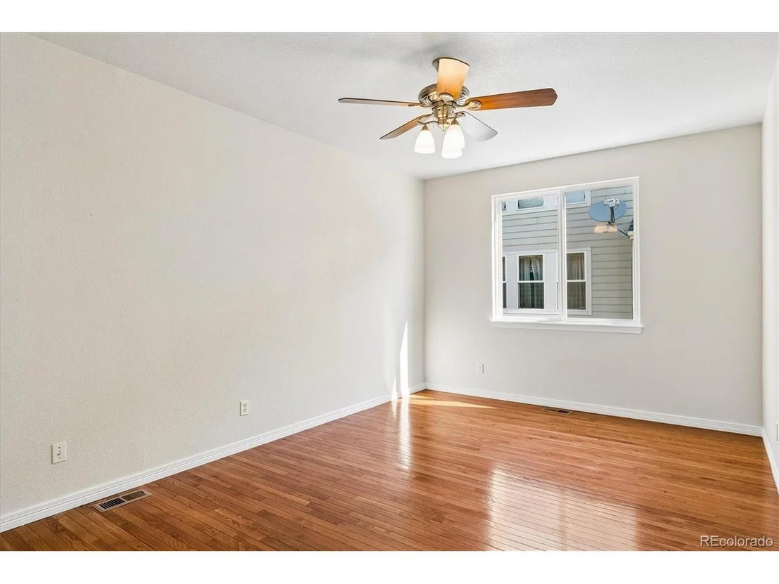 Photo of 11022 Independence Cir W