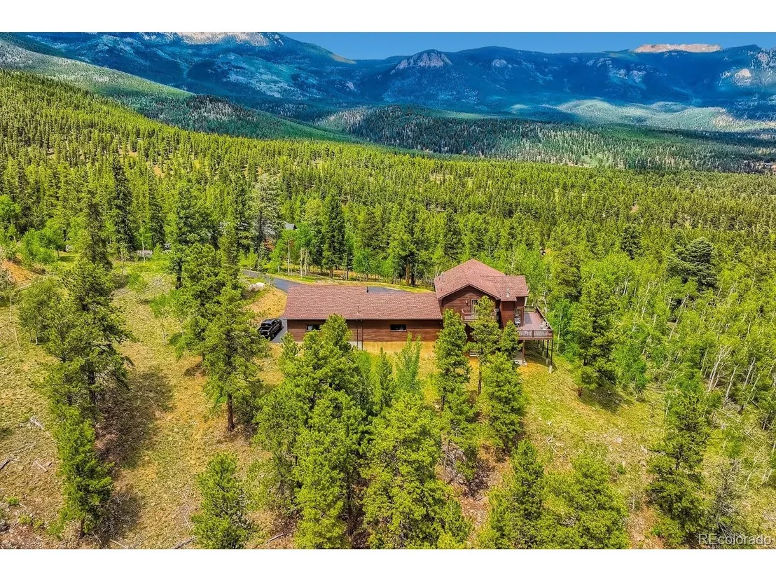 Photo of 1302 Royal Ridge Dr