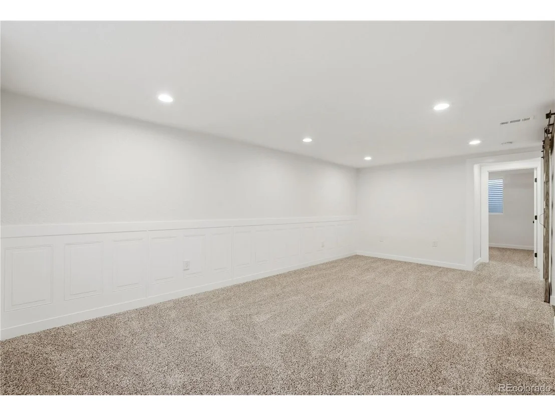 Photo of 5590 Clear Creek Dr