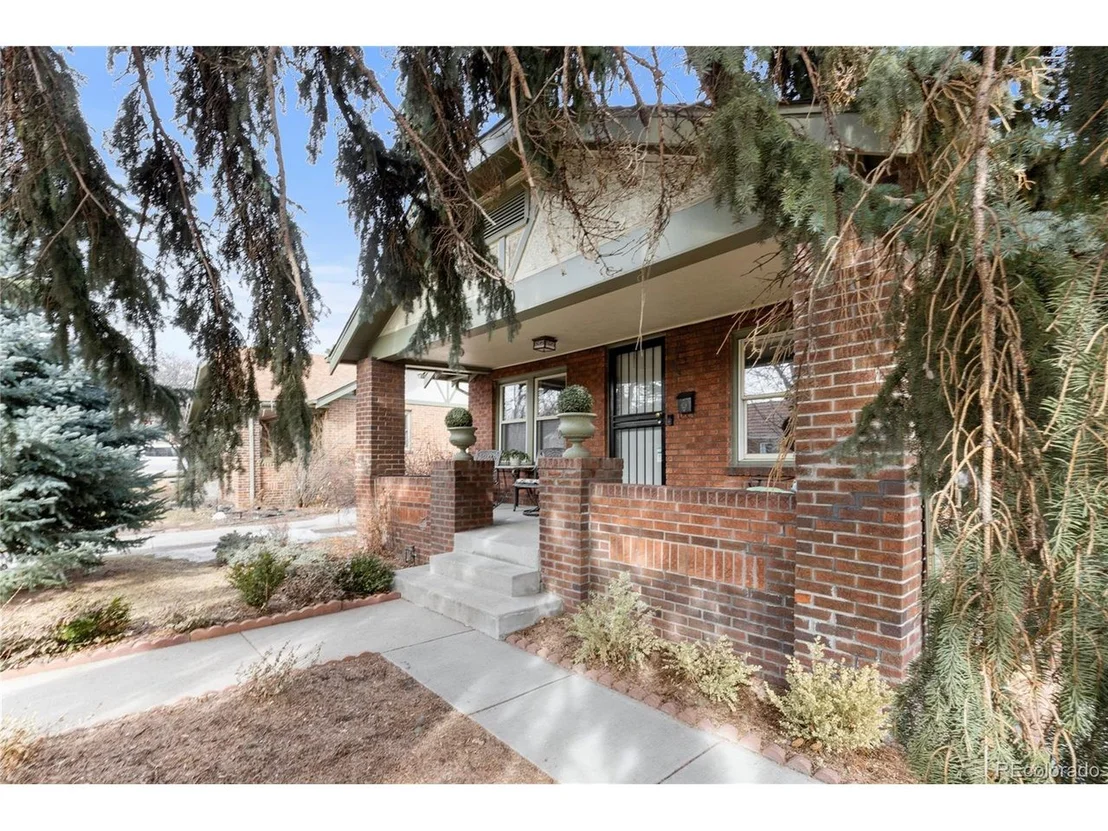 Photo of 1620 Elm St