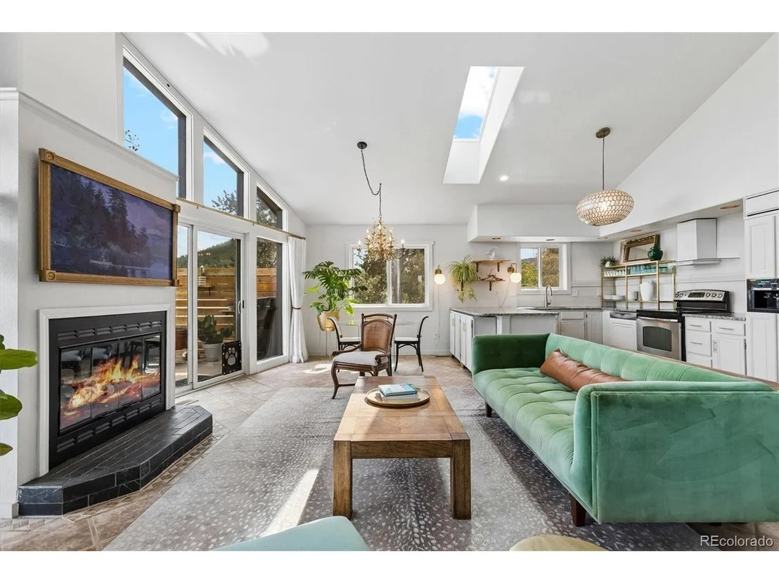 Photo of 38 Pinon Rd