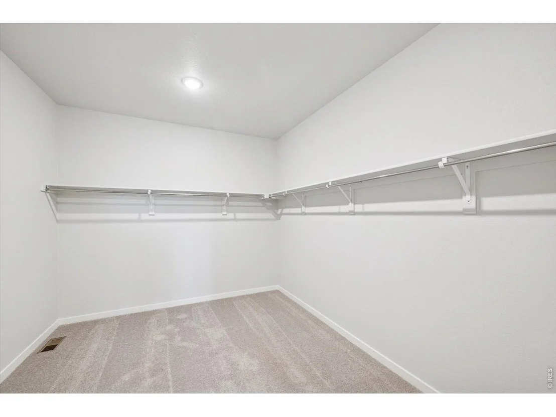 Photo of 815 Kettlepond Way
