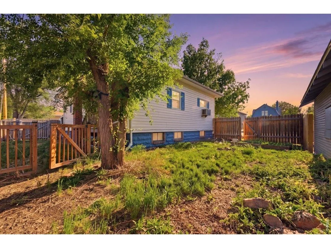 Photo of 1110 14th Ave