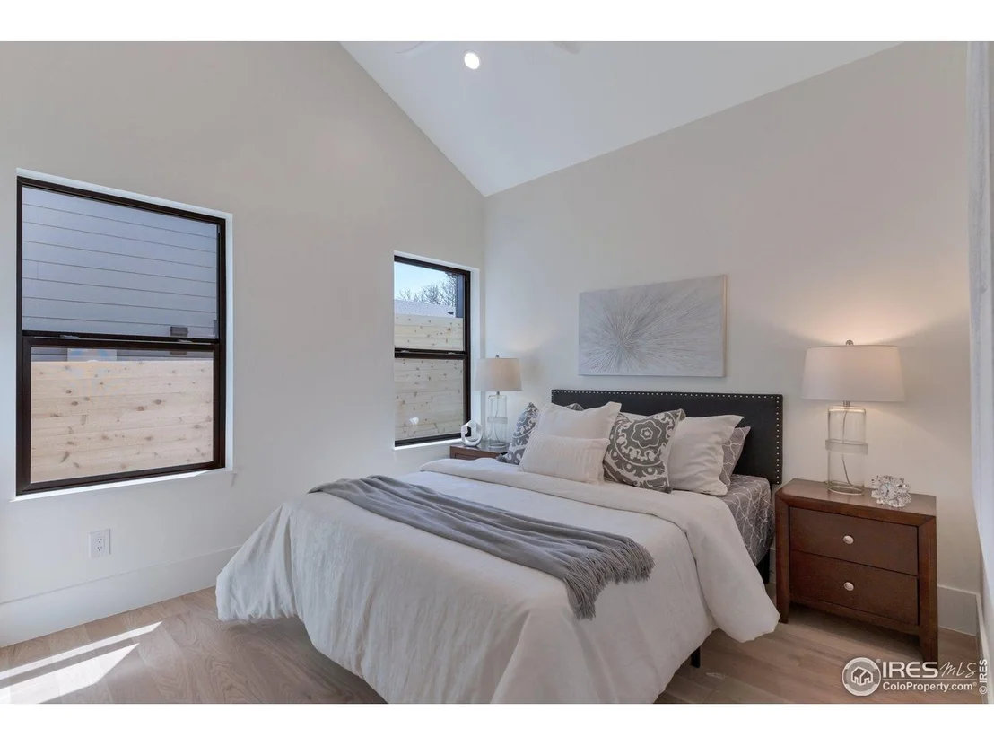Photo of 306 S 3rd Ave