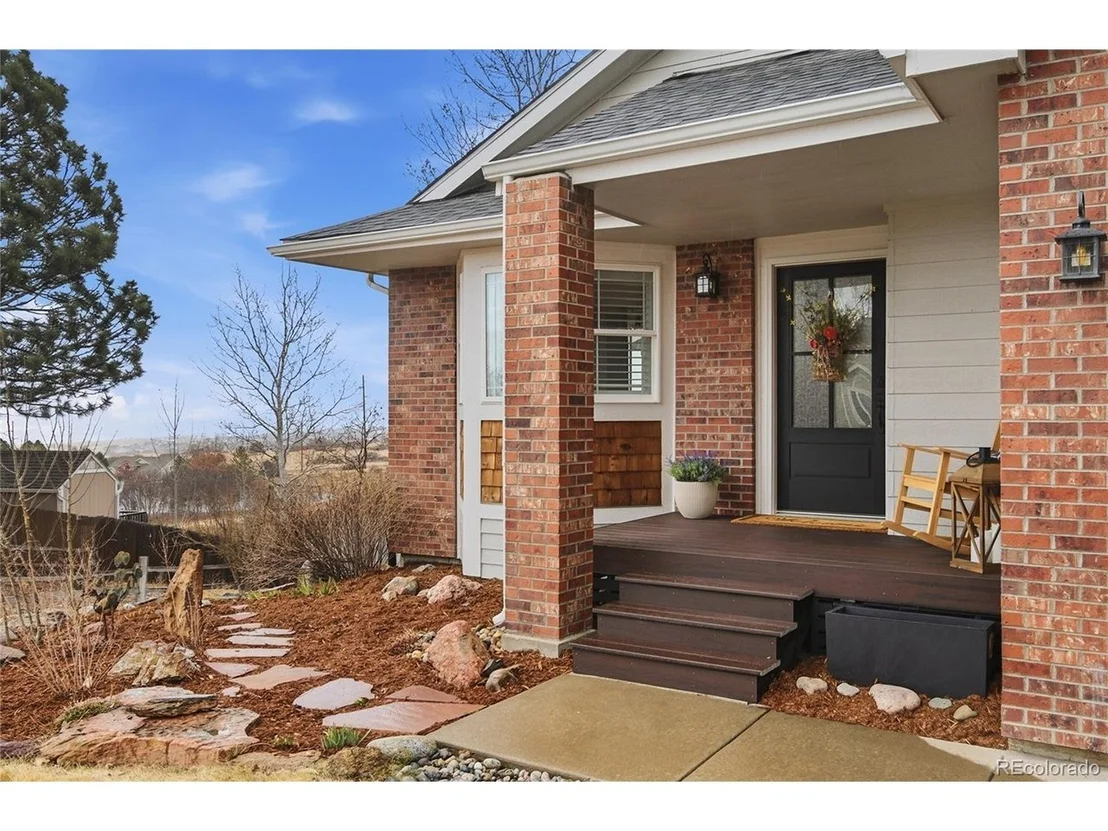 Photo of 2331 Meadows Ln