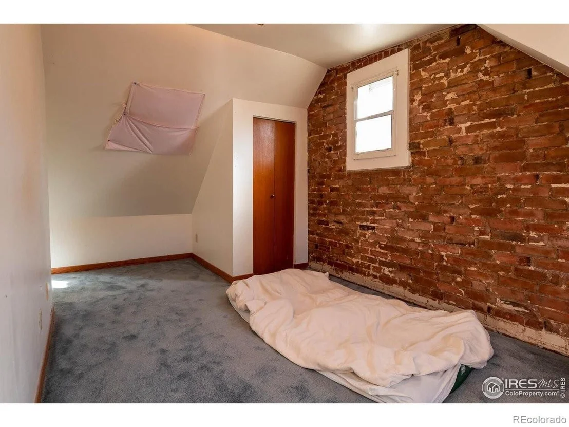 Photo of 769 University Ave