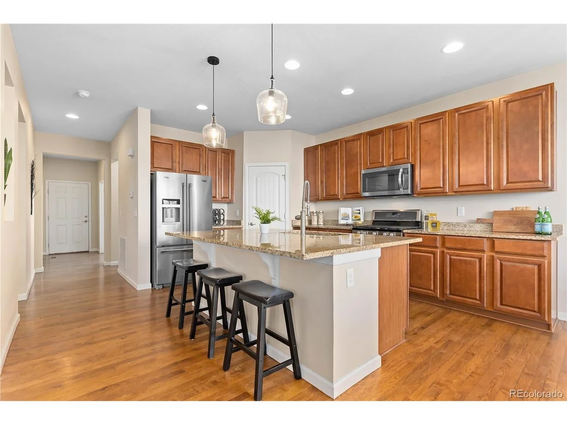 Photo of 381 Rainbow Ln