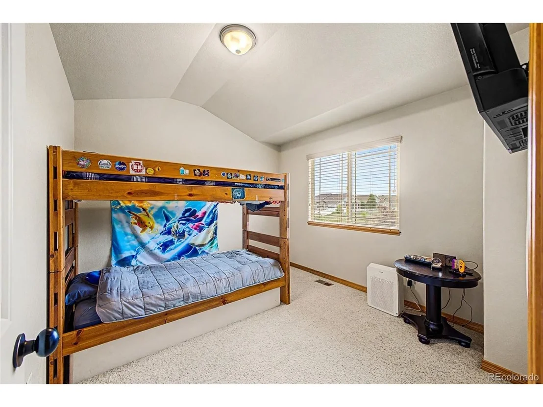 Photo of 652 Sundance Dr
