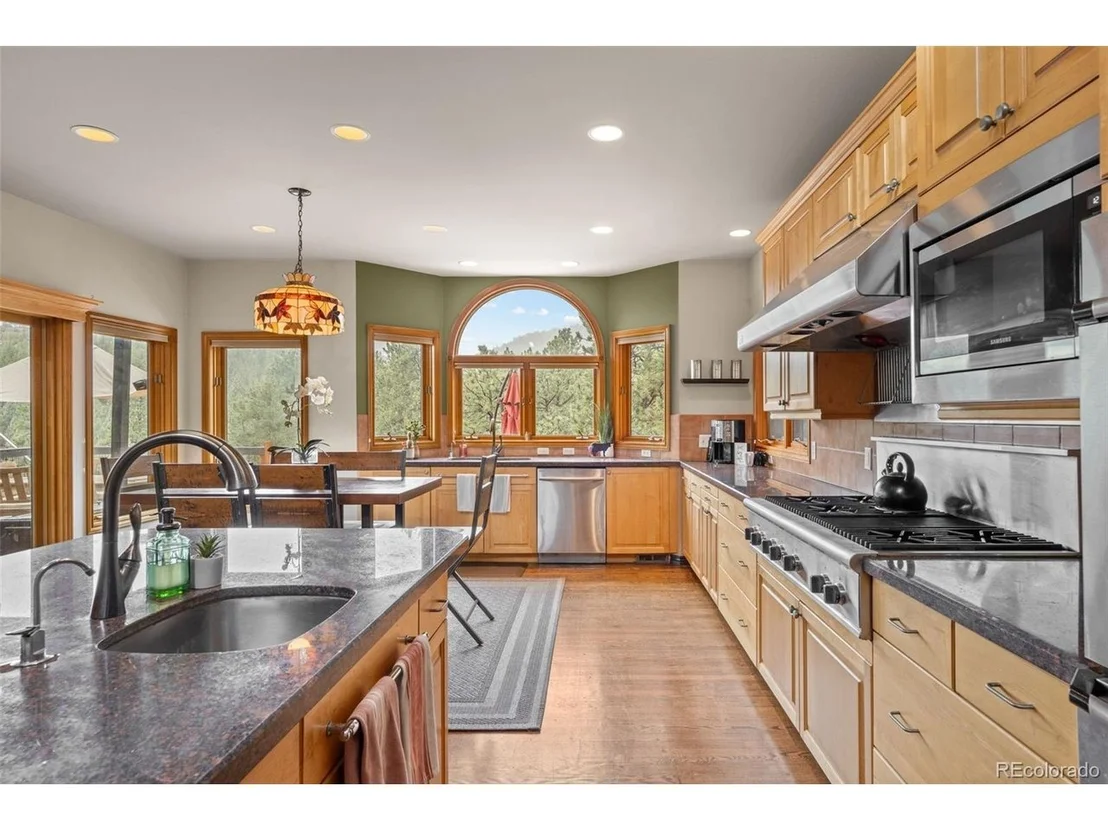 Photo of 6327 S King Rd