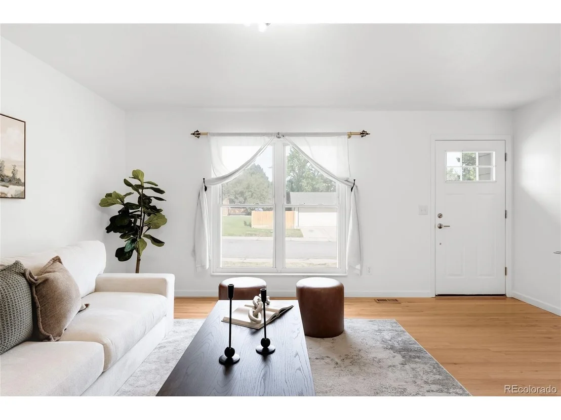 Photo of 13078 W Marlowe Ave