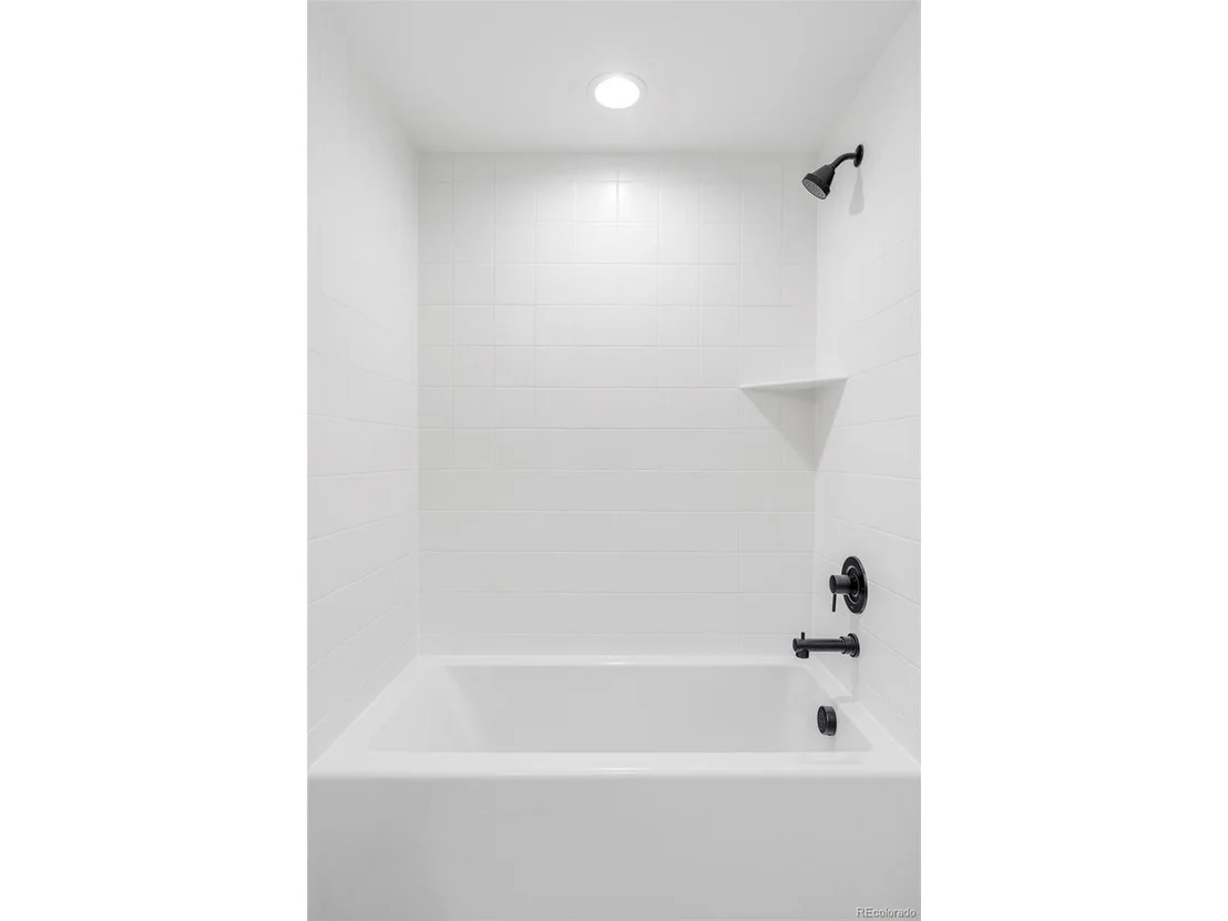 Photo of 330 Elm St