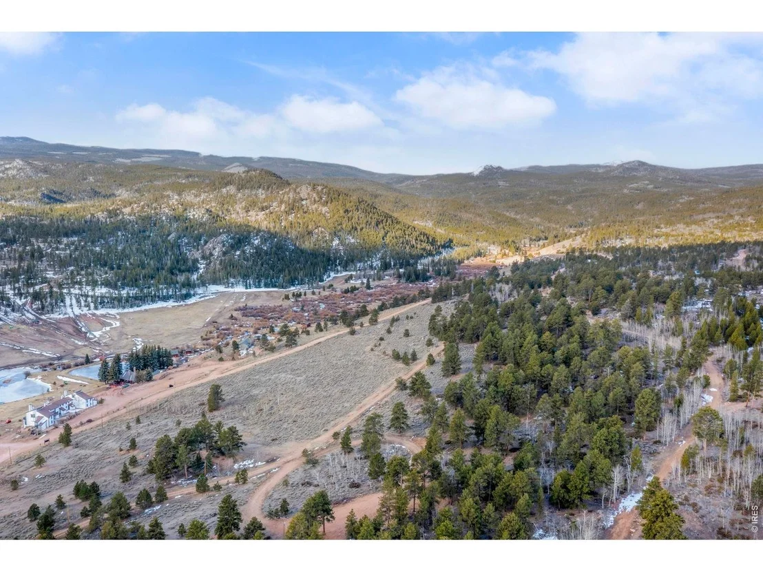 Photo of 215 Murdock Dr