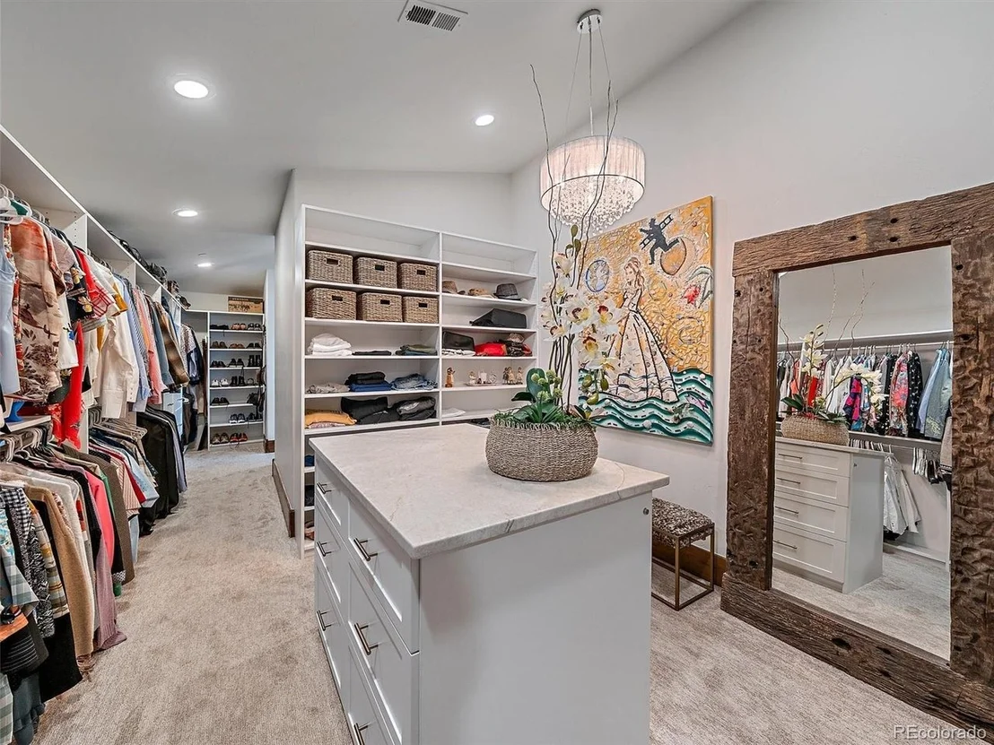 Photo of 221 Halter Way