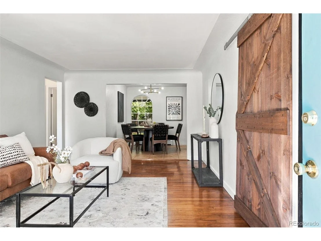 Photo of 4155 Jay St