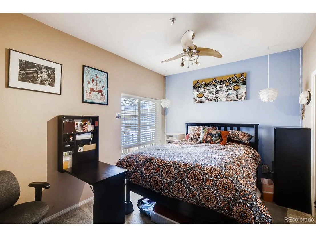 Photo of Unit 201 at 2610 Iris Ave