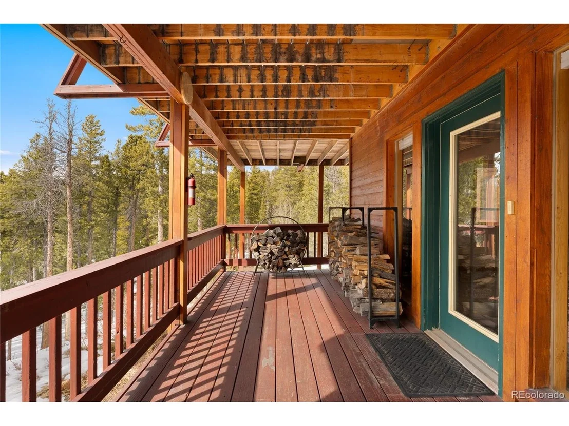 Photo of 660 Coyote Cir