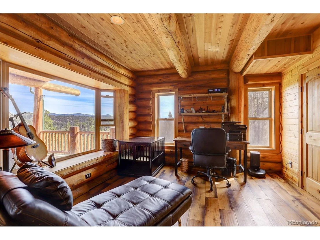 Photo of 55 Mountain Estate Dr