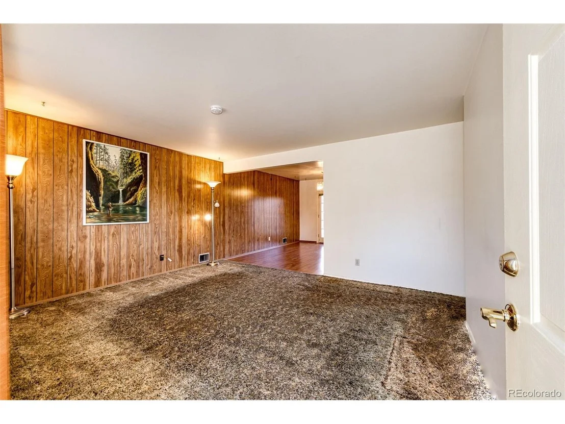 Photo of 6584 Kline St