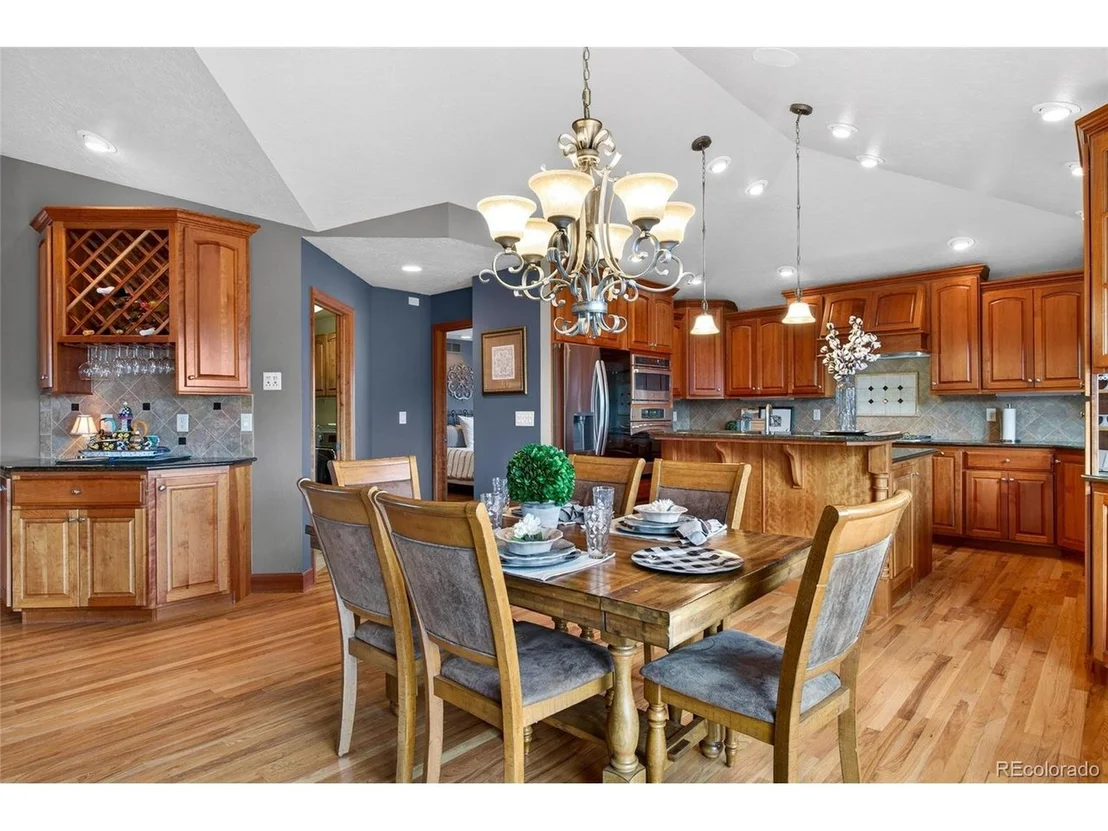 Photo of 7204 Vallevue Dr