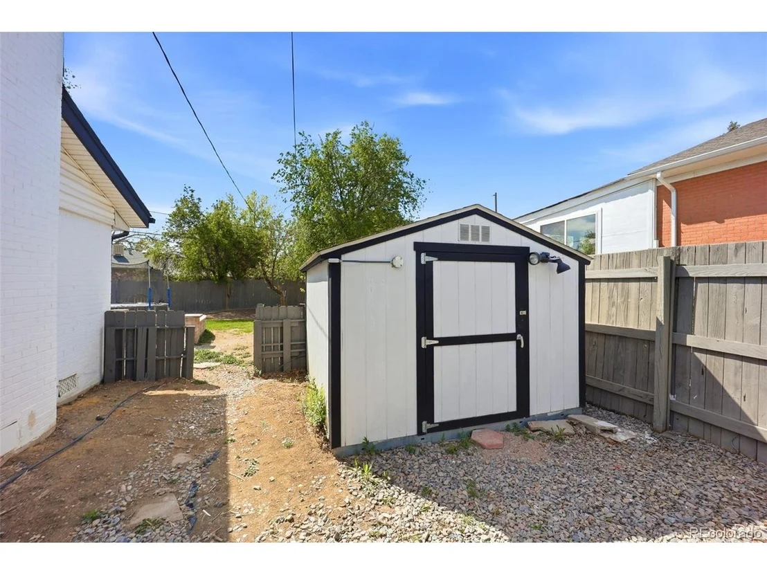 Photo of 500 E 83rd Dr
