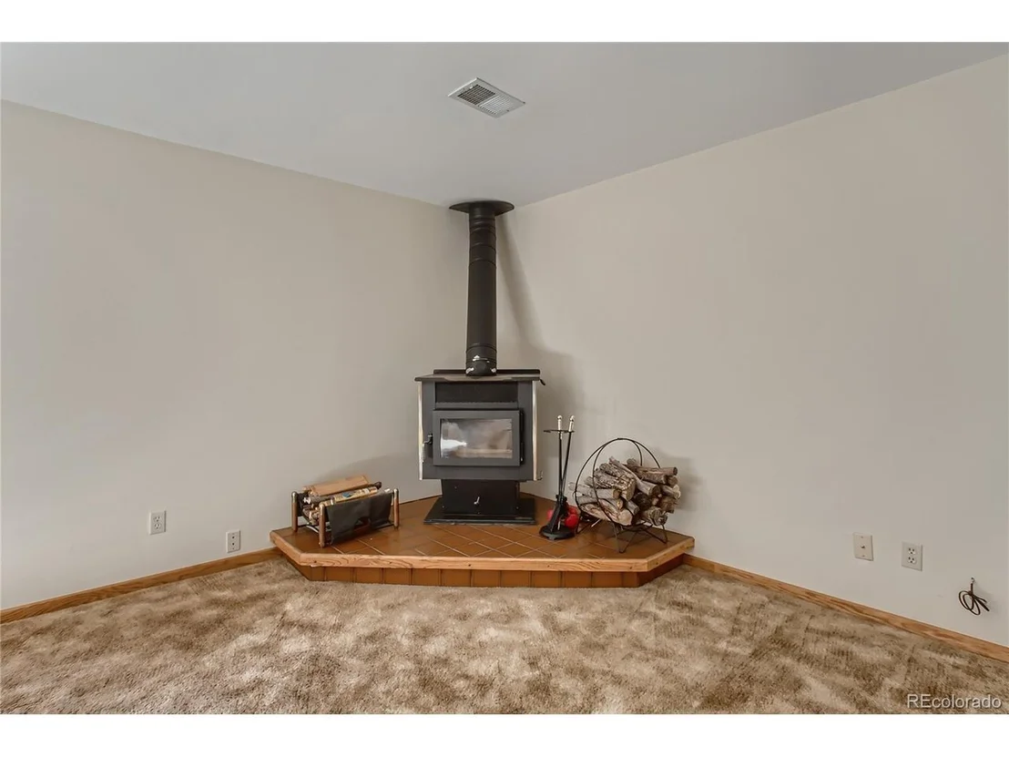 Photo of 5568 Willow Springs Dr