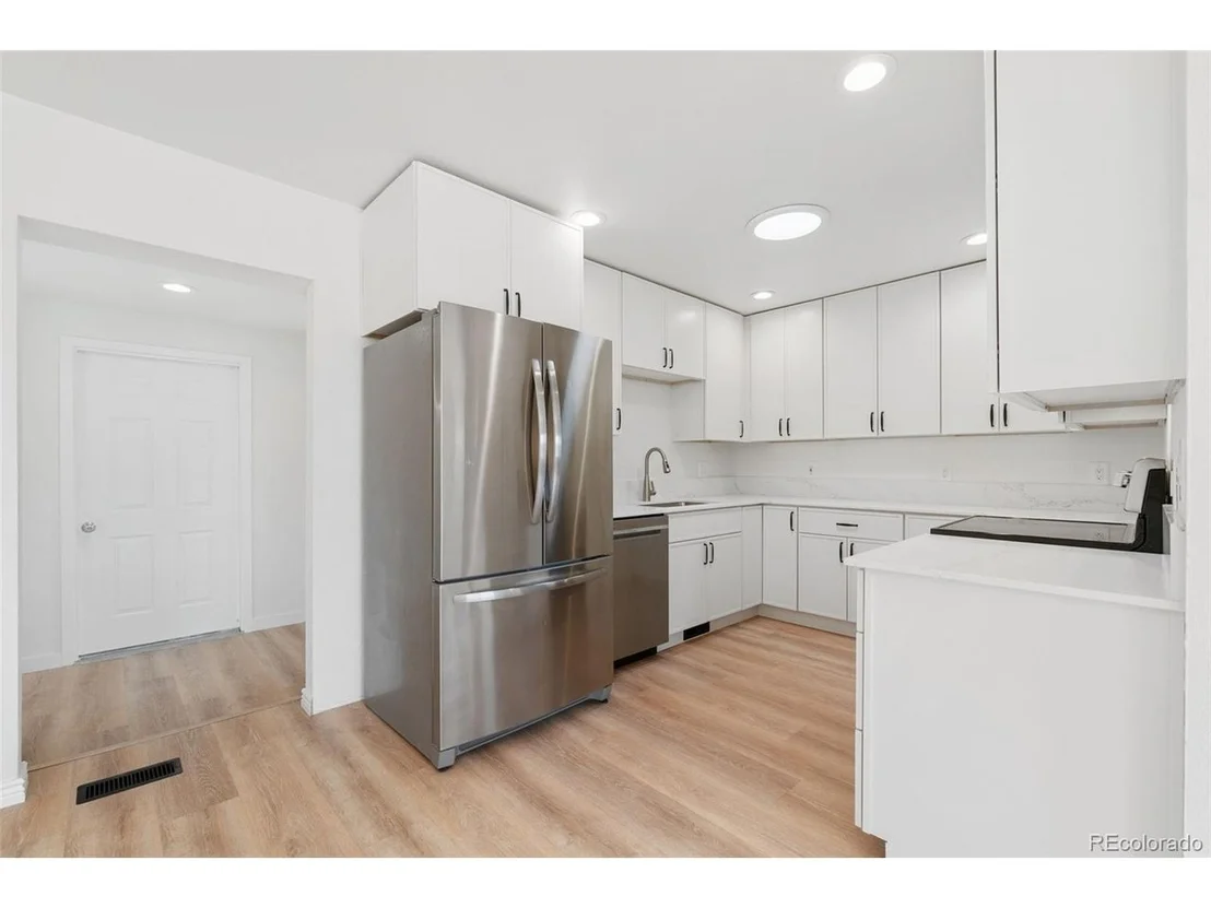 Photo of 8369 Cherokee St